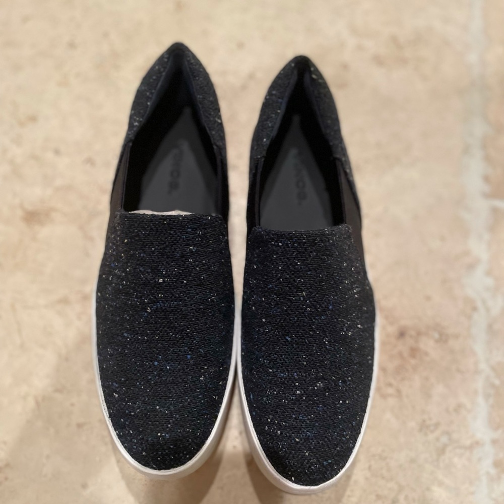 Never worn. Navy tweed Vince sneakers